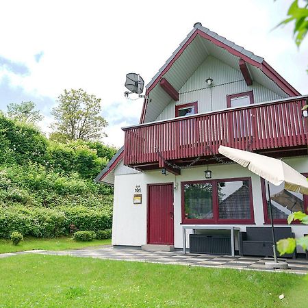 Ferienhaus "Gestiefelter Kater" Am See Im Bergland เคียร์ชไฮม์ ภายนอก รูปภาพ