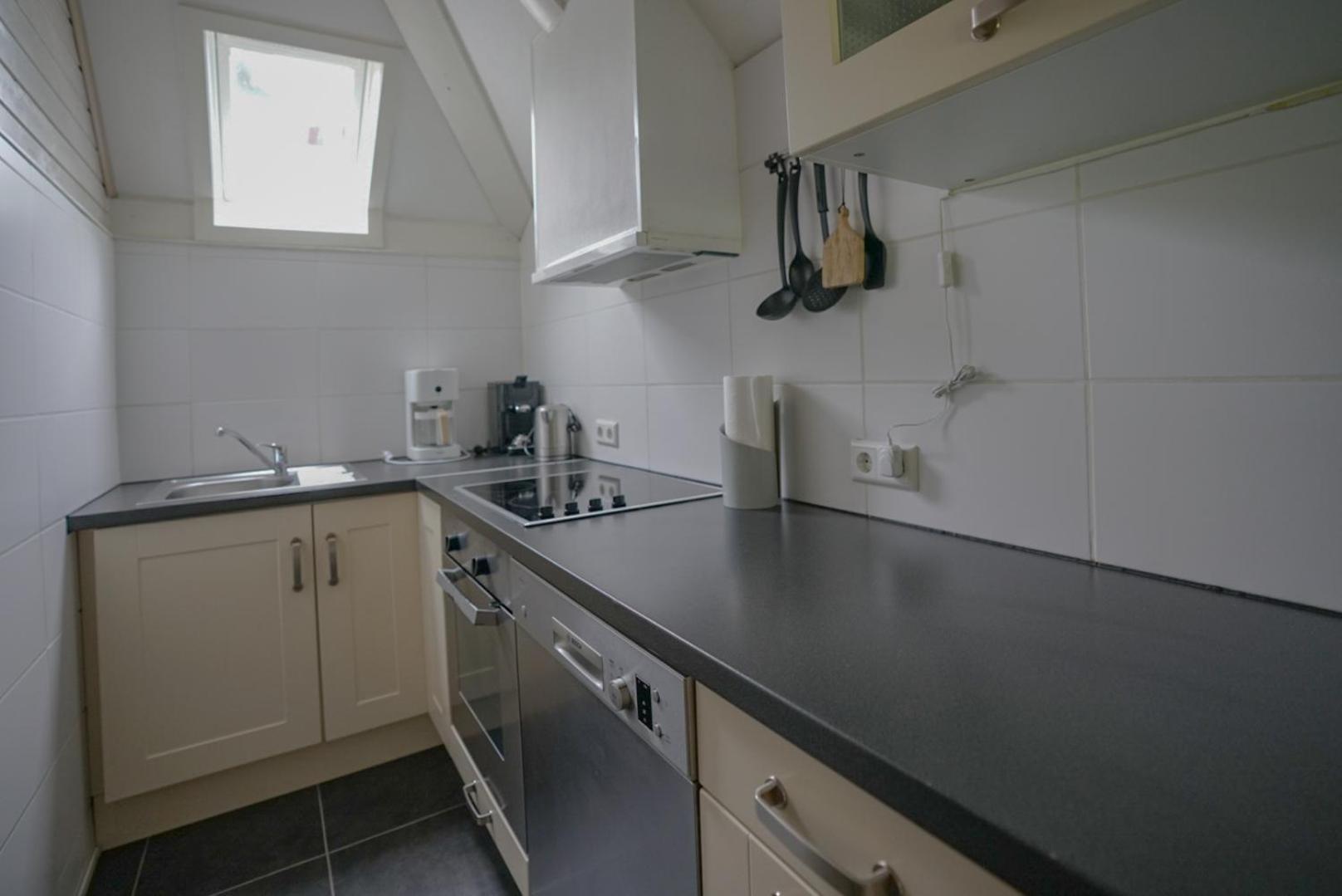 Ferienhaus "Gestiefelter Kater" Am See Im Bergland เคียร์ชไฮม์ ภายนอก รูปภาพ