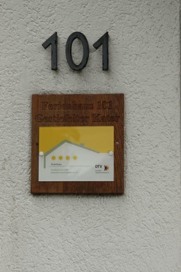 Ferienhaus "Gestiefelter Kater" Am See Im Bergland เคียร์ชไฮม์ ภายนอก รูปภาพ